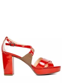 Босоножки лакированные TESTONI