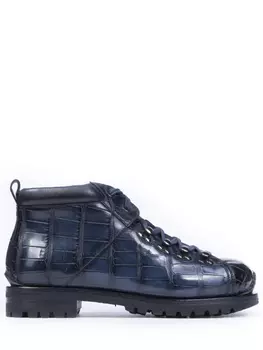 Ботинки из кожи крокодила