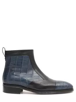 Ботинки из кожи крокодила