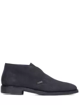 Ботинки из нубука на байке