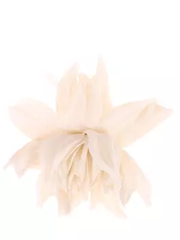 Брошь в форме цветка