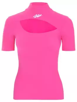 Футболка с вырезом