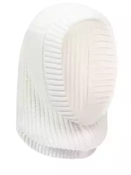 Капор шерстяной