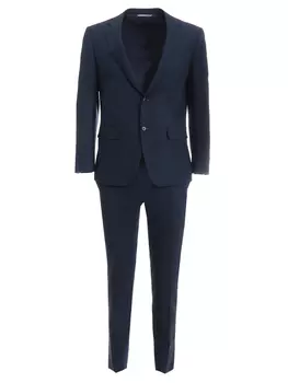 Классический костюм