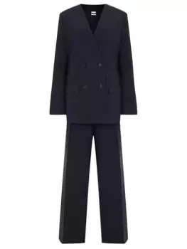 Костюм однотонный