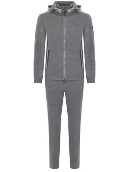 Костюм спортивный