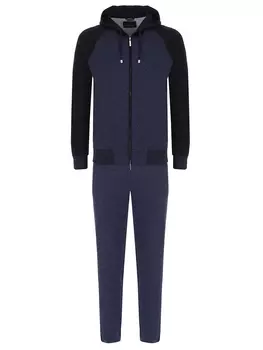 Костюм спортивный