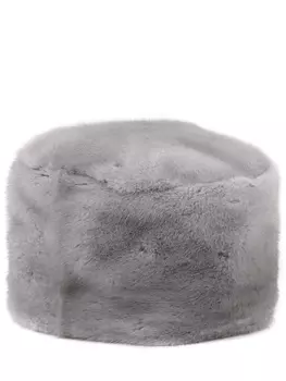 Меховая шапка