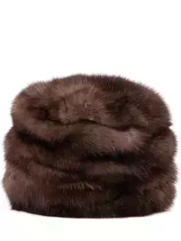 Меховая шапка