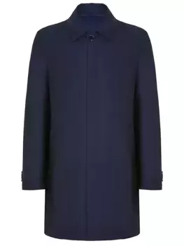 Плащ в деловом стиле