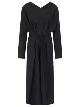 Платье с капюшоном