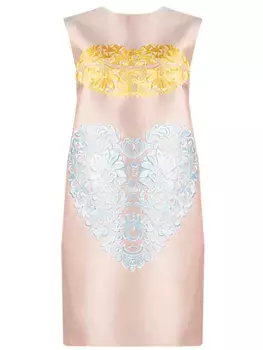 Платье с вышивкой