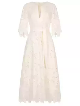 Платье с вышивкой