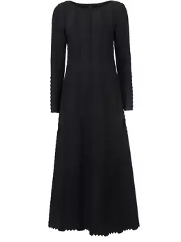 Приталенное платье