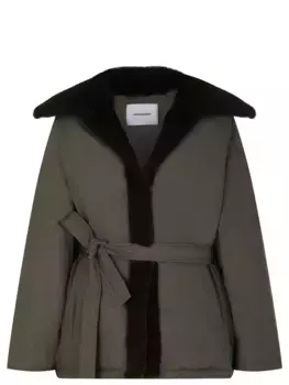 Пуховик с мехом норки