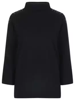 Свитер шерстяной