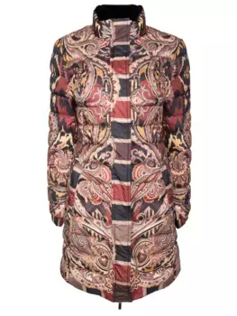 Удлиненный пуховик с принтом