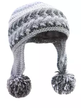Вязаная шапка с флисом