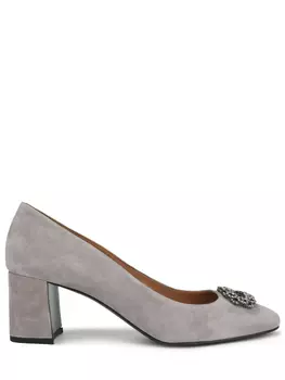 Замшевые туфли с декором