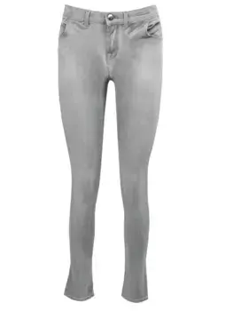 Зауженные джинсы