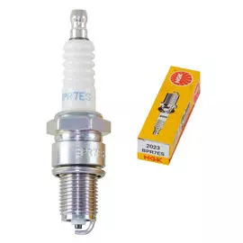 Свеча зажигания NGK BPR7ES, 2023 2023_BPR7ES