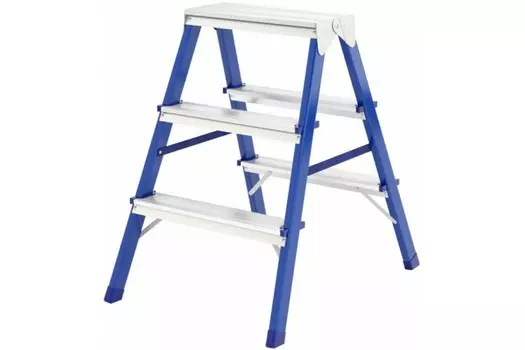 Лестница-стремянка Курс 65392 стальная двусторонняя, 3 ступени, Н=67,5 см, вес 4,0 кг