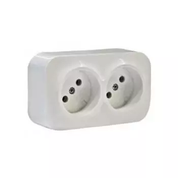 Розетка 2-м ОП без заземл. 16А угол 45град. Quteo бел.
