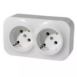 Розетка 2-м ОП с заземл. защ. шторки 16А угол 45град. Quteo бел.