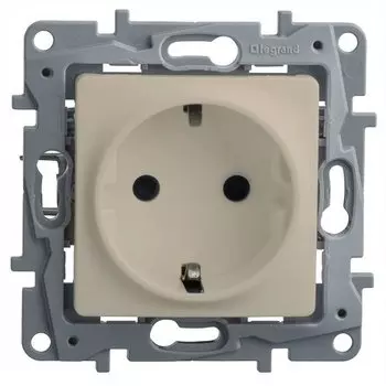 Розетка 2К+З - 16 А - 250 В~ - ETIKA