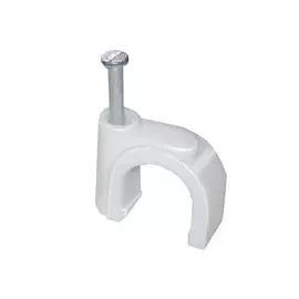 Скоба 14мм плоская пластиковая