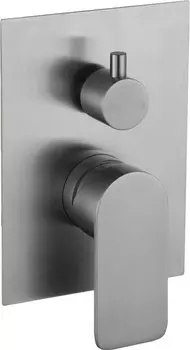 Смеситель для ванны и душа BELBAGNO