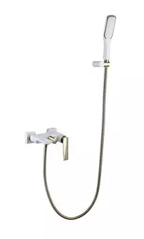Смеситель для ванны с душем BOHEME