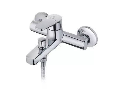 Смеситель для ванны с душем MOFEM