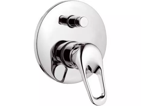 Смеситель для ванны и душа REMER