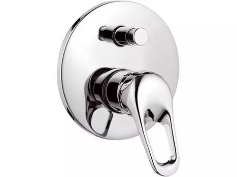 Смеситель для ванны и душа REMER