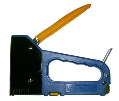 Степлер универсальный SKRAB