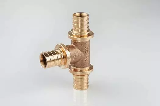 Тройник аксиальный REHAU