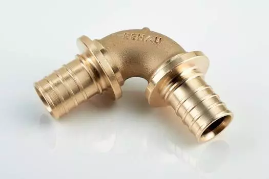 Уголок аксиальный REHAU