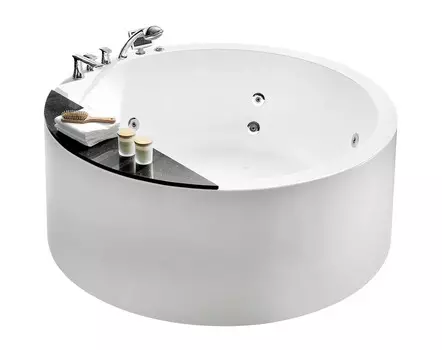 Акриловая ванна GEMY