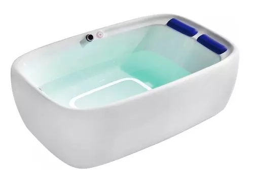 Акриловая ванна GEMY