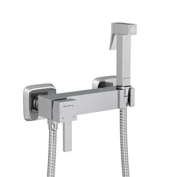 Смеситель настенный с гигиеническим набором Bennberg 18K211 Хром
