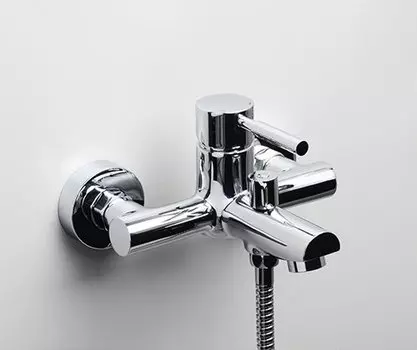 Смеситель WasserKRAFT Main 4101 для ванны с коротким изливом