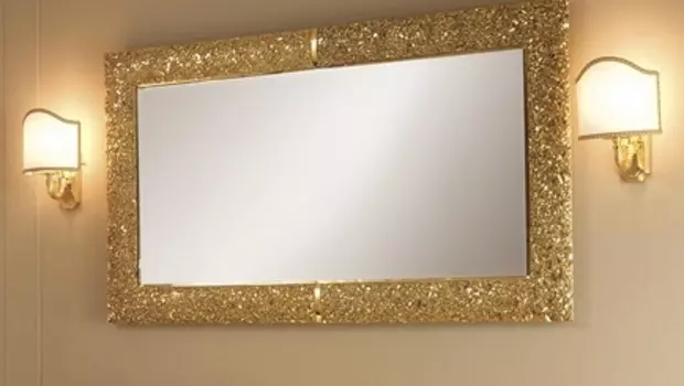 Зеркало в раме в отделке состаренное золото Bagno Piu Poesia 110