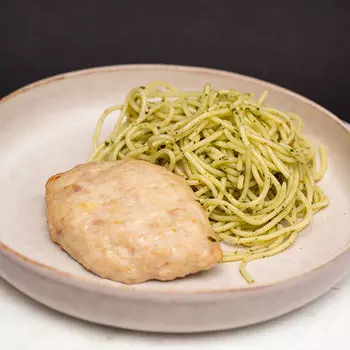 Куриная котлета и спагетти с песто Mozzarella bar 220 гр