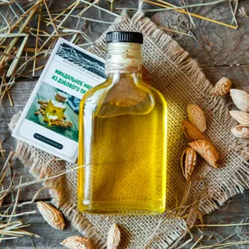 Масло миндальное из дубового пресса (Ферма ИП Асламов А.) 100 мл