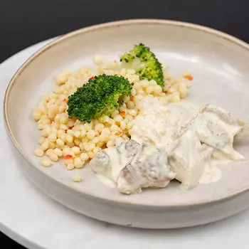 Птитим с курицей карри и брокколи Mozzarella bar 250 гр