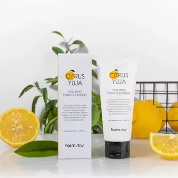 Пенка для умывания с экстрактом юдзу FarmStay Citrus Yuja Vitalizing Foam Cleanser