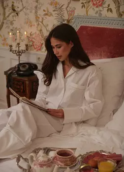 Пижамный комплект из итальянского хлопка Queen, белый - S-M