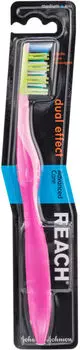 Зубная щетка Reach Dual Effect средней жесткости в ассортименте