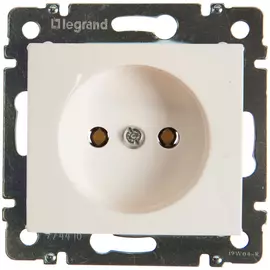 Одноместный механизм розетки Legrand Valena 774416